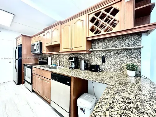 36bca7d2e05ddb7cbe170e20e3b6fefe-uncropped_scaled_within_1536_1152