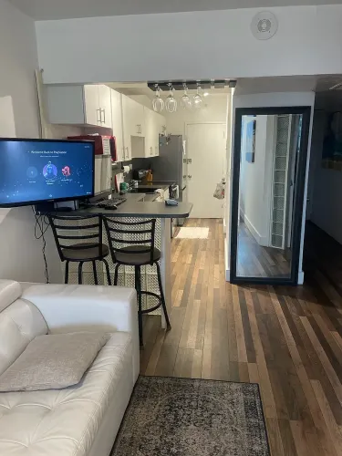 de95d44e75cf6167ff44bd892c016b35-uncropped_scaled_within_1536_1152