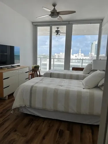 dfe9b59400d443ef359418539d2bdf26-uncropped_scaled_within_1536_1152